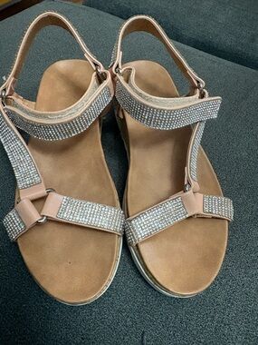 Crystal-Embellished Women's Slingback Sandals in Blush